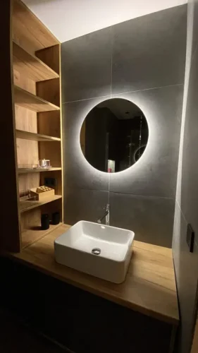 elektroinstalacie 2 izbovy byt – LED zrkadlo a osvetlenie kúpeľne